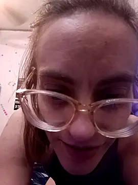 snowbird1117 现场XXX聊天