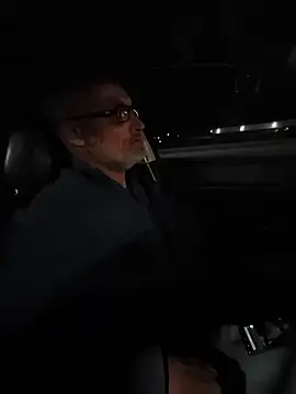 FloppyPickle4u's Live XXX Chat