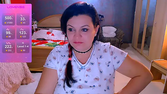 Ariellefoxy: онлайн-секс-чат