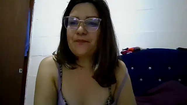 princessbella93 现场XXX聊天