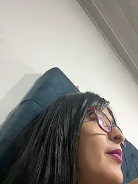 UAlyabaniat 网络视讯表演