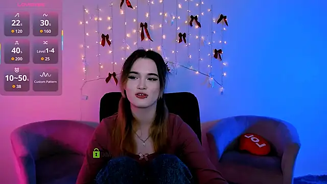 liana_kisses' Live XXX Chat