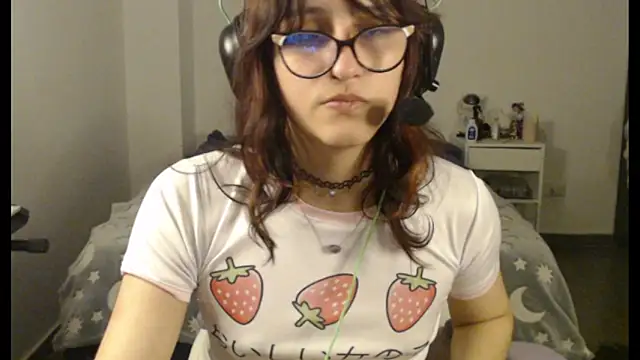 Alice_love29 即時 XXX 聊天