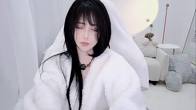 Evangelin-eのライブXXXチャット