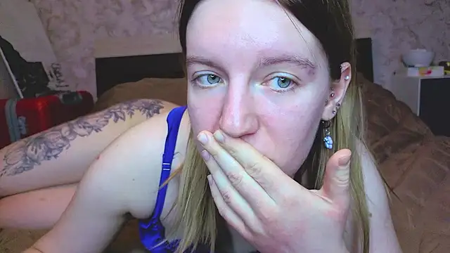 Baiambel_Mi 现场XXX聊天