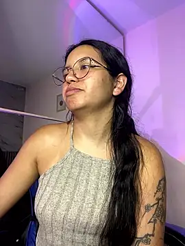 Rosita_forever_'s Live XXX Chat