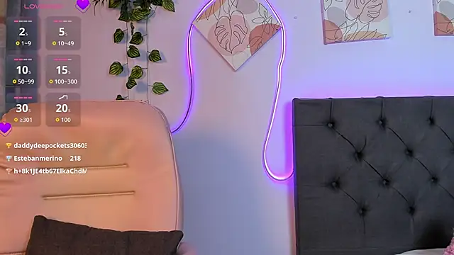 Chatroom XXX en direct de Quiinn_bx