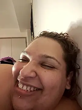 MzGigglez69 Live XXX Chat