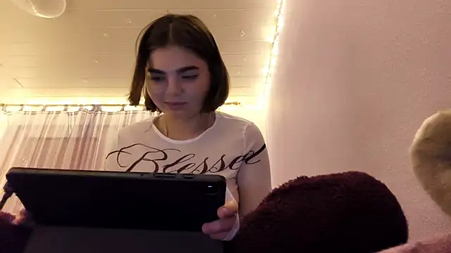 Mona_Slearys' Live XXX Chat