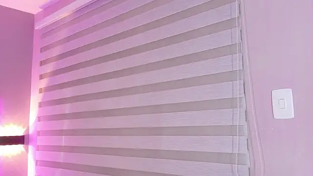 Chatroom XXX en direct de LolaGray__