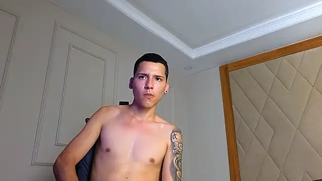 KingAlexis_ Live XXX-Chat