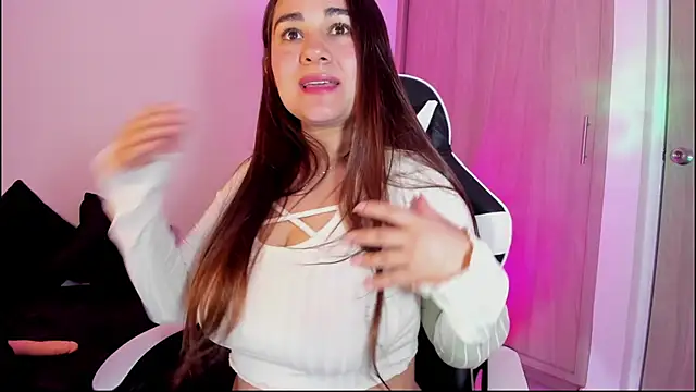 saray_mendozaa élő XXX-chatje