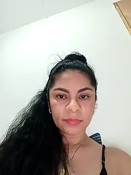 luna_pinky élő XXX-chatje