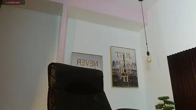 annie_sleeper 现场XXX聊天