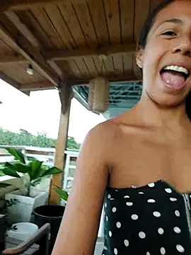 LucyNatural: απευθείας συνομιλία ΧΧΧ