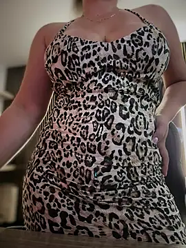 ValeryGreyのライブXXXチャット