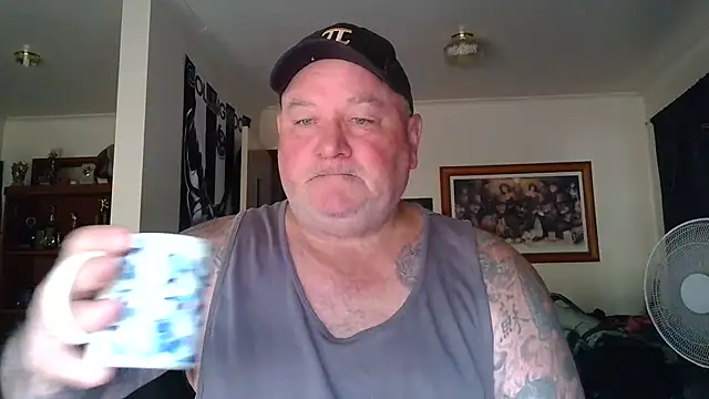 KINKYBLUEYES69 – Live XXX-chat