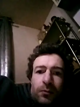 Erimyka Live XXX-chat