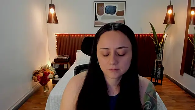 Онлайн чат XXX KatherineBond