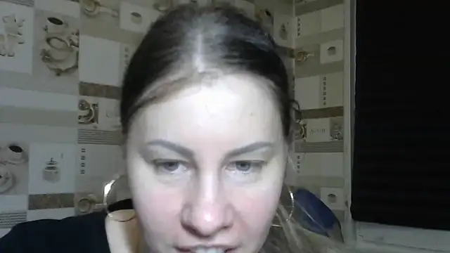 TherestlessKitty 即時 XXX 聊天