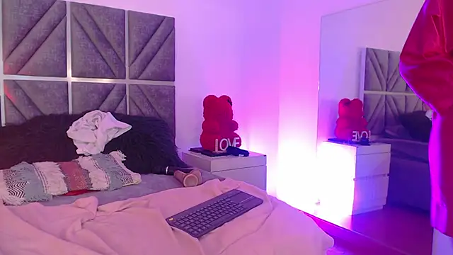 Laura_Dicardy Live XXX-chat