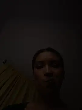 baby_lizy: απευθείας συνομιλία ΧΧΧ