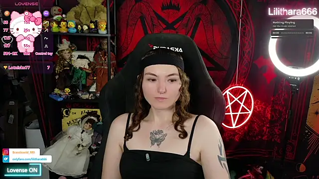 Chatroom XXX en direct de Lilithara666