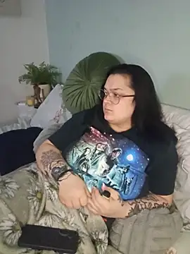 Saucy-Serenity: απευθείας συνομιλία ΧΧΧ