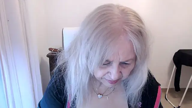 Онлайн чат XXX SusiLifeXXX