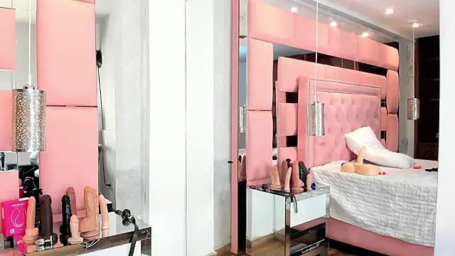 LiliCarterm 现场XXX聊天