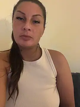 Dirtymind30 live XXX chat