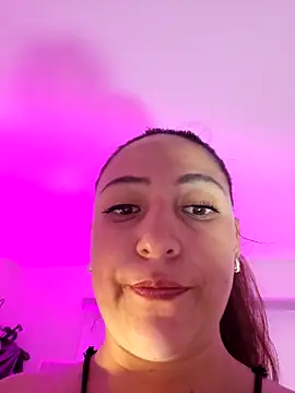 VickyHoult Live XXX-Chat