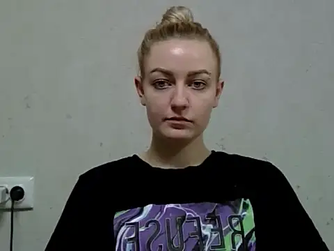 KelGrov2のライブXXXチャット