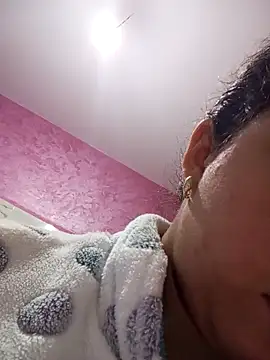 XXX chat uživo modela Beerrry