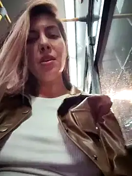 Chatroom XXX en direct de scarlett_moore