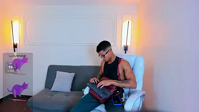 Chat XXX Live Paradise_boy_s