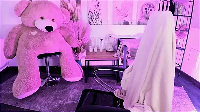 DiaAngell: онлайн-секс-чат