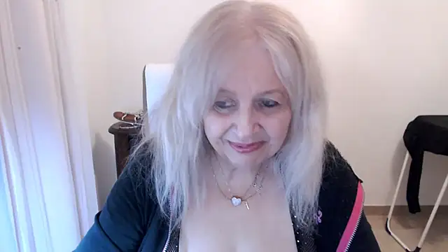 SusiLifeXXX's Live XXX Chat