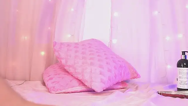 anitaglow: απευθείας συνομιλία ΧΧΧ