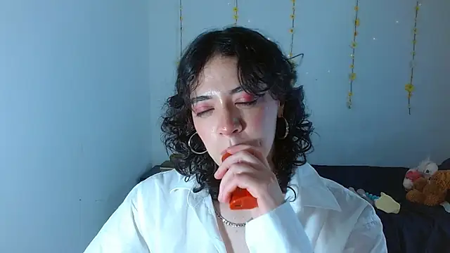 Онлайн чат XXX sajecrismaa