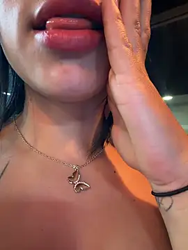 Онлайн чат XXX AlannaEvons