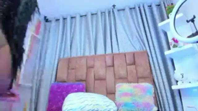 alix_noa's Live XXX Chat