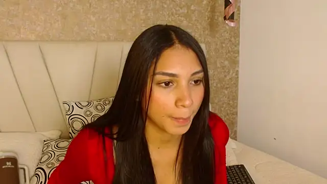 POCAHONTAS--- Live XXX-Chat