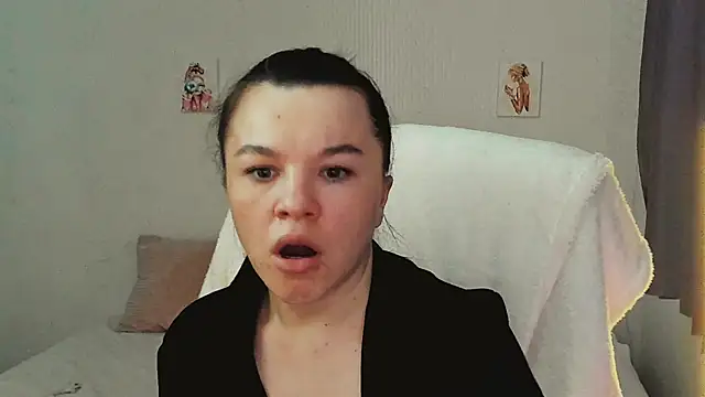 Chat +18 de Mia_Mia999 ao vivo