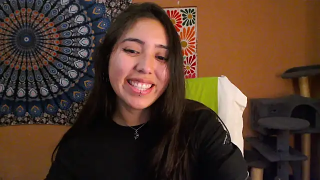 IntimateTales Live XXX Chat