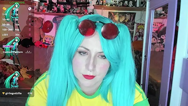 candyy_new Adlı Modelin Canlı XXX Sohbeti