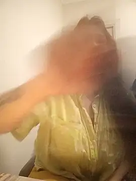 ROXOLANAA_SEXY Adlı Modelin Canlı XXX Sohbeti