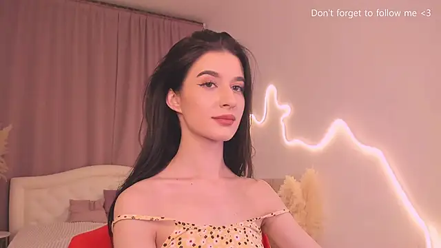 دردشة LauraCoy الجنسية المباشرة