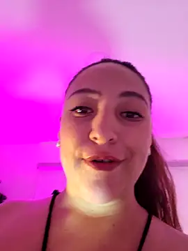 VickyHoult's Live XXX Chat