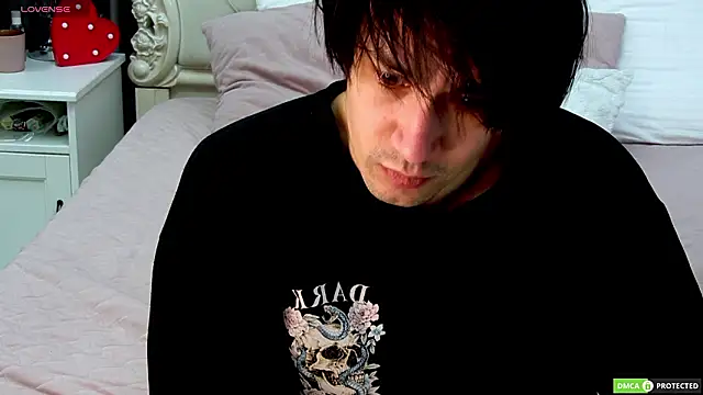 CalvinOwens live XXX chat